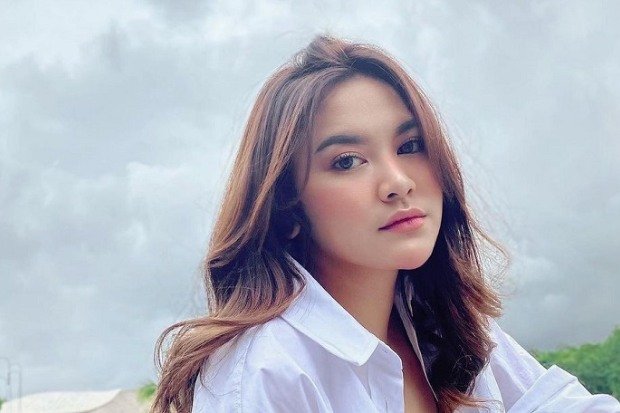 Mahalini Raharja sebagai penyanyi pop Indonesia