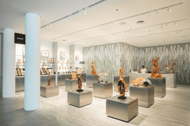 Ruang Pamer yang Nyaman dan Interaktif