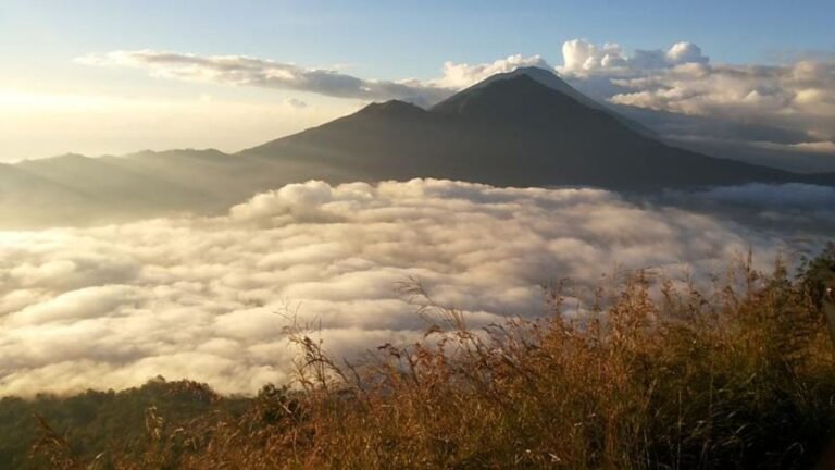 Gunung Batur, Wisata Alam Favorit di Jantung Bali