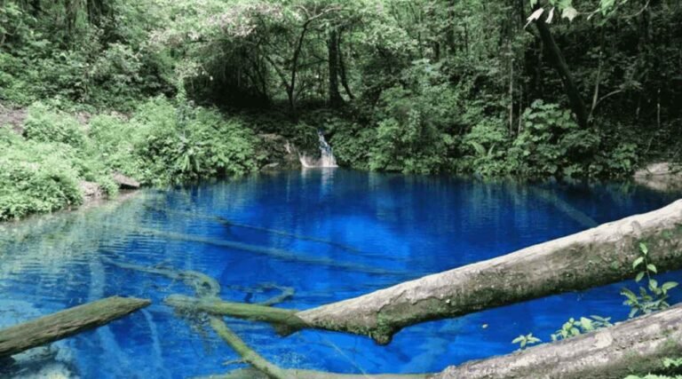 Danau Kaco, Danau Bening yang Bisa Bercahaya