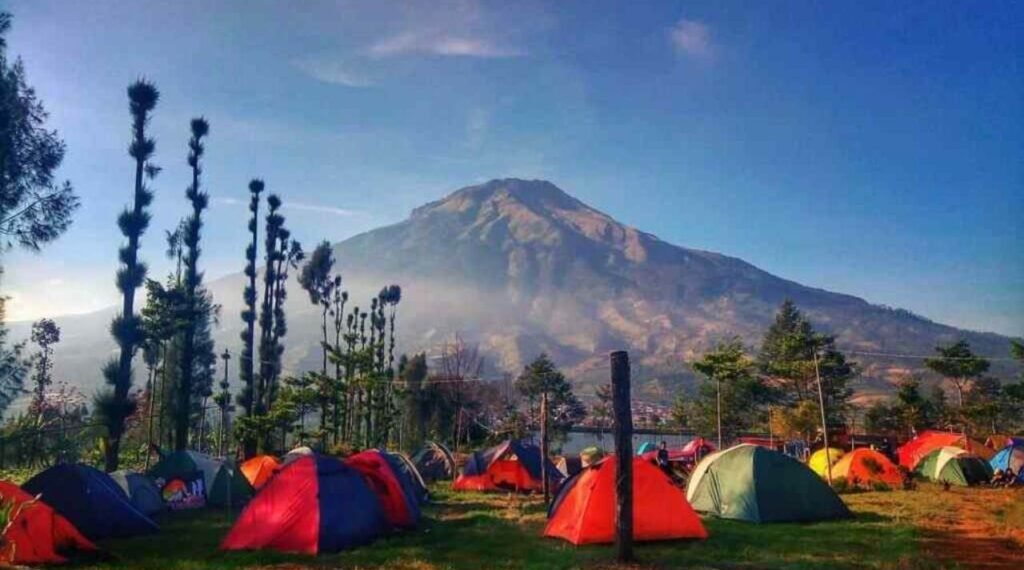 Pesona Alam Embung Kledung yang Menenangkan