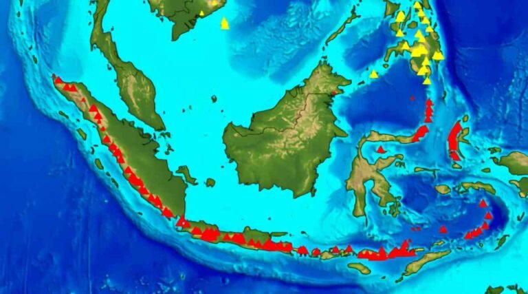 Zamrud Khatulistiwa, Julukan Indonesia yang Penuh Makna