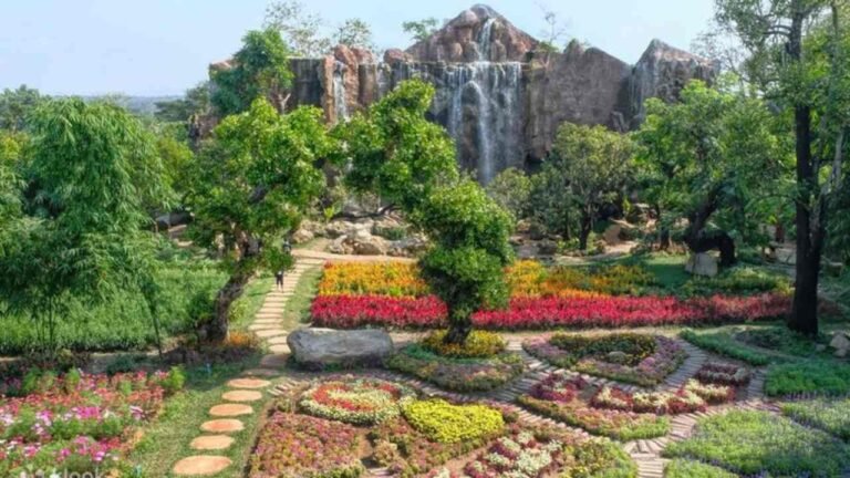 Land of Angels Thailand Pesona Negeri Seribu Senyum